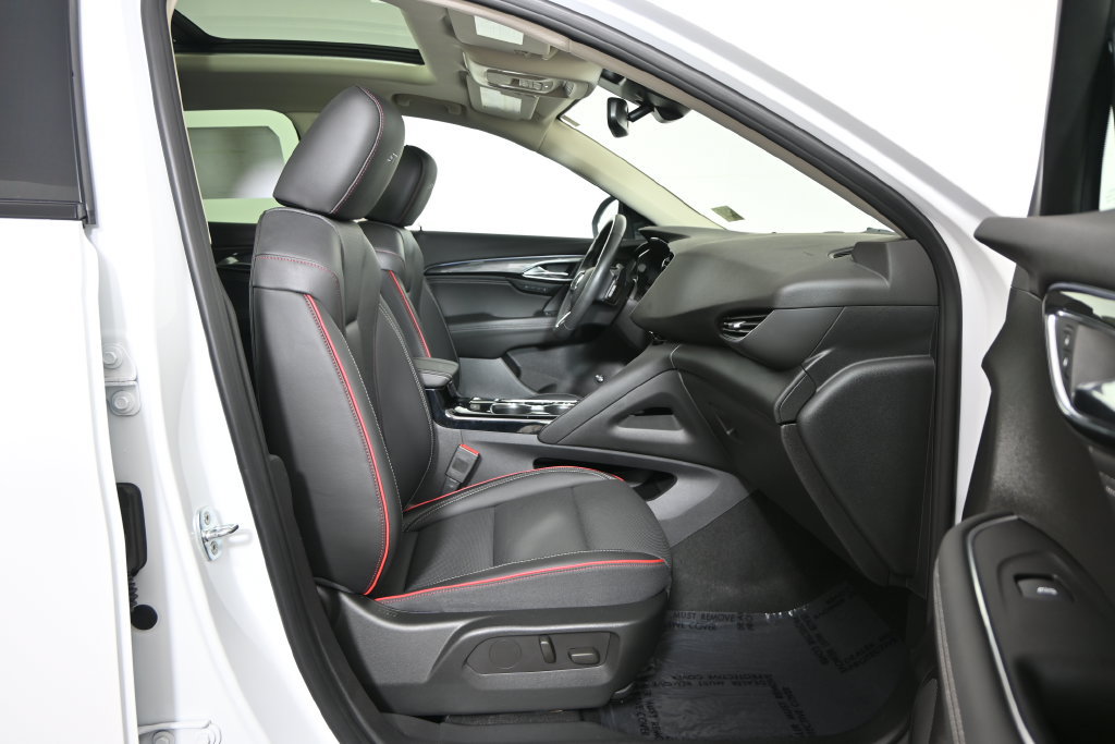 Used 2023 Buick Envision Essence w/ Sport Touring Package AWD/4WD image 13