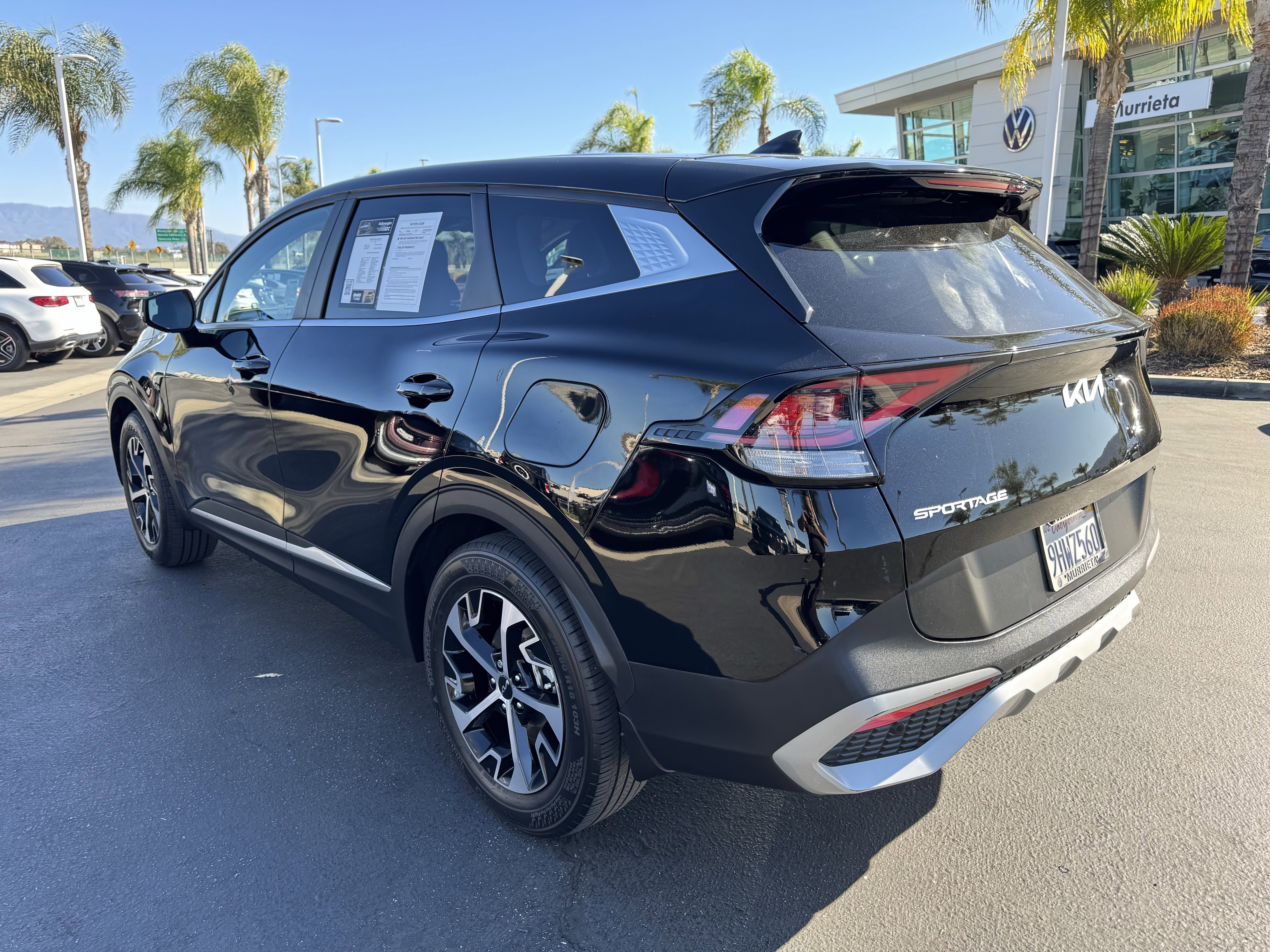 Used 2024 Kia Sportage EX image 8