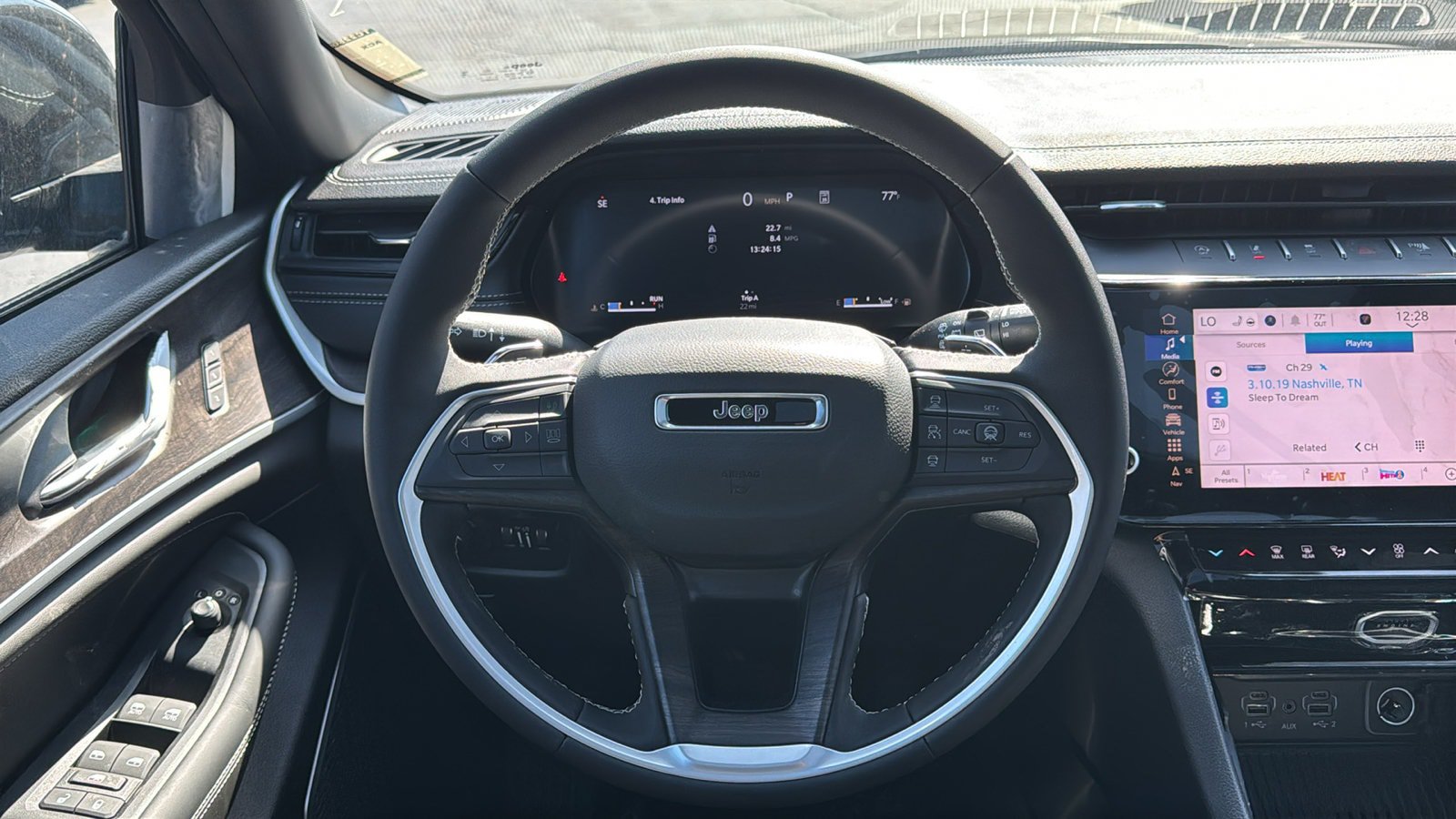 New 2026 Jeep Grand Cherokee Limited AWD/4WD image 17