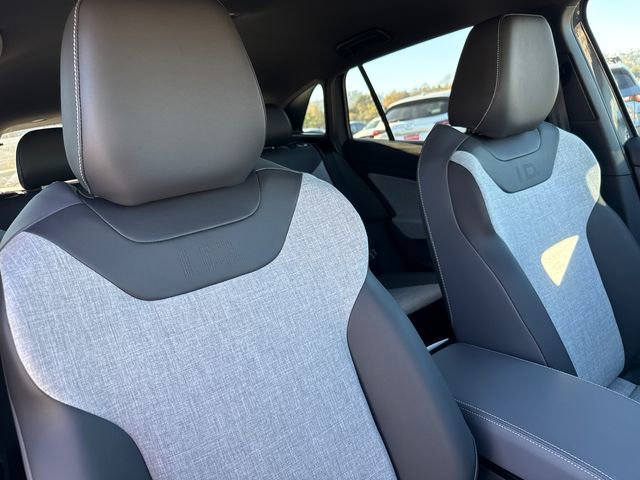 New 2026 Volkswagen ID.4 Pro image 19