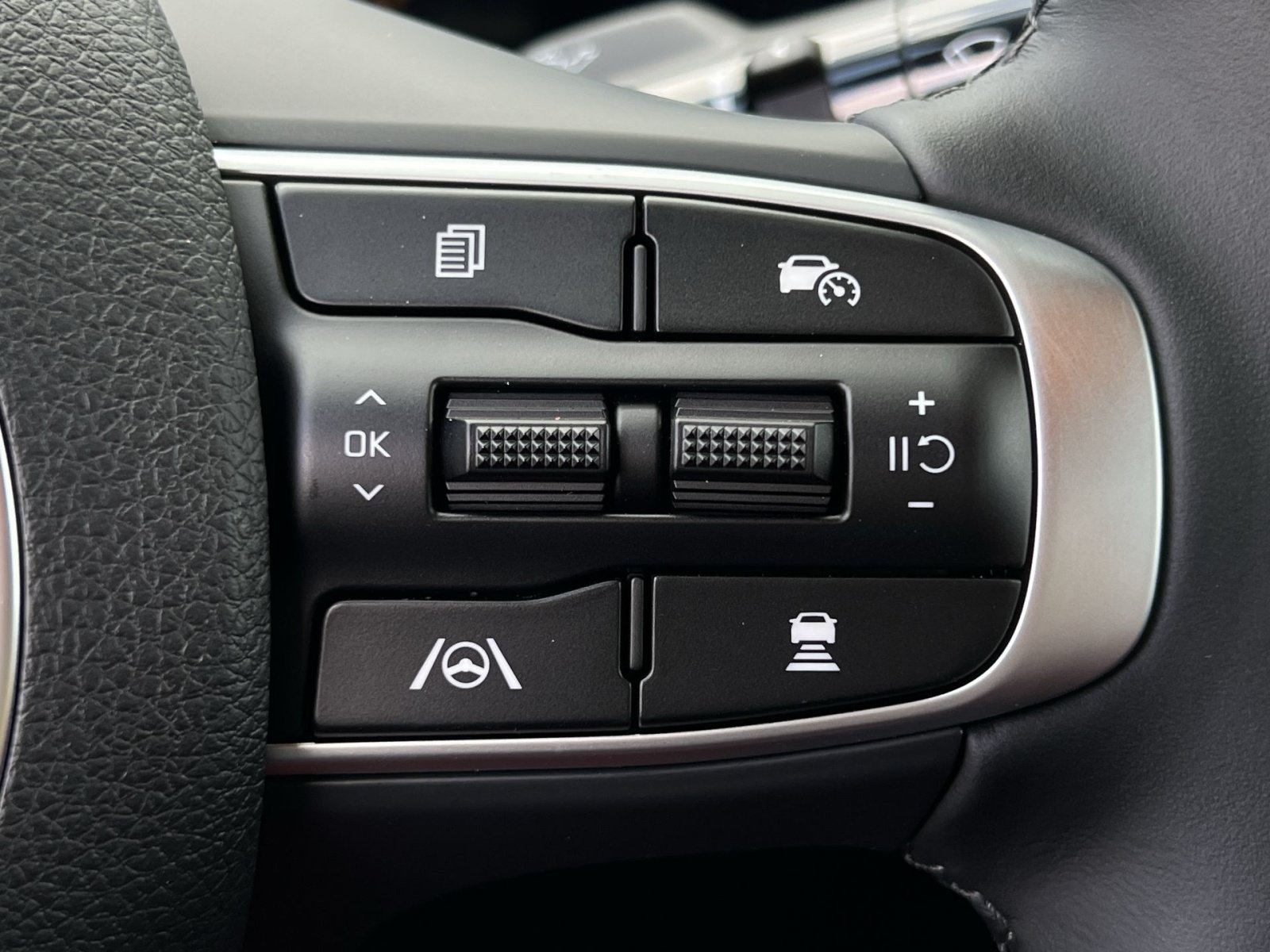 New 2026 Kia K5 GT-Line w/ GT-Line Red Interior Package FWD image 23