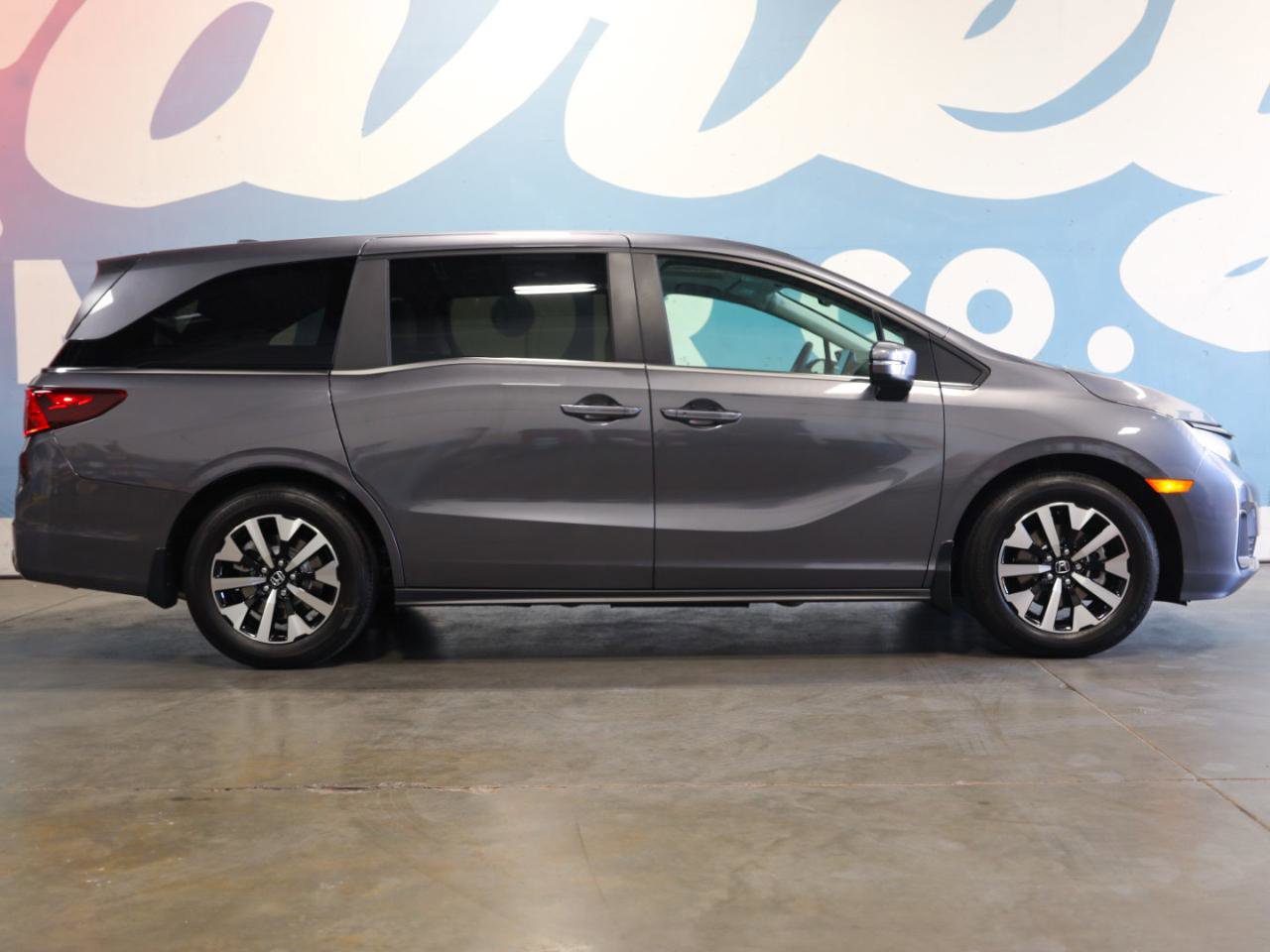 Used 2026 Honda Odyssey EX-L image 12
