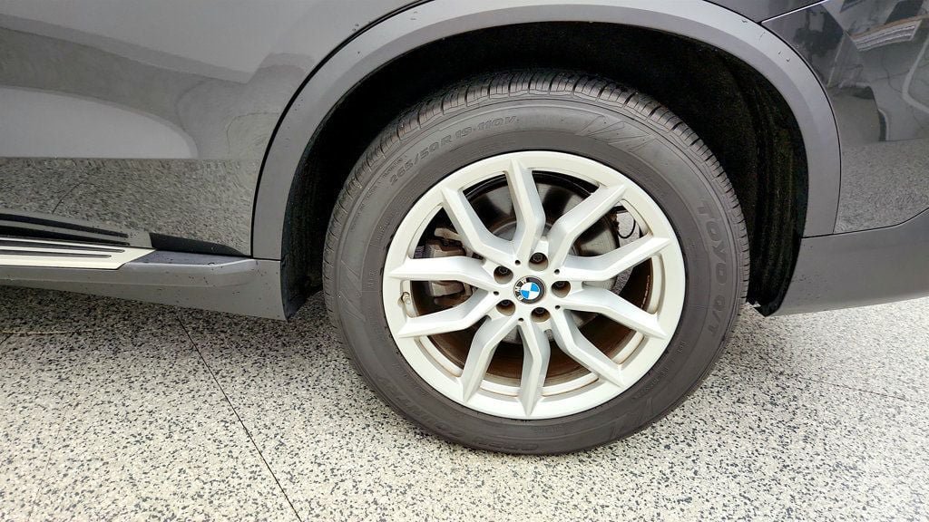 Used 2023 BMW X5 xDrive40i AWD/4WD image 9