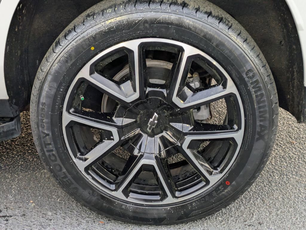 Used 2024 Chevrolet Tahoe RST w/ Luxury Package image 11