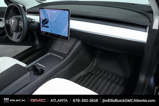 Used 2021 Tesla Model 3 Standard Range Plus image 22