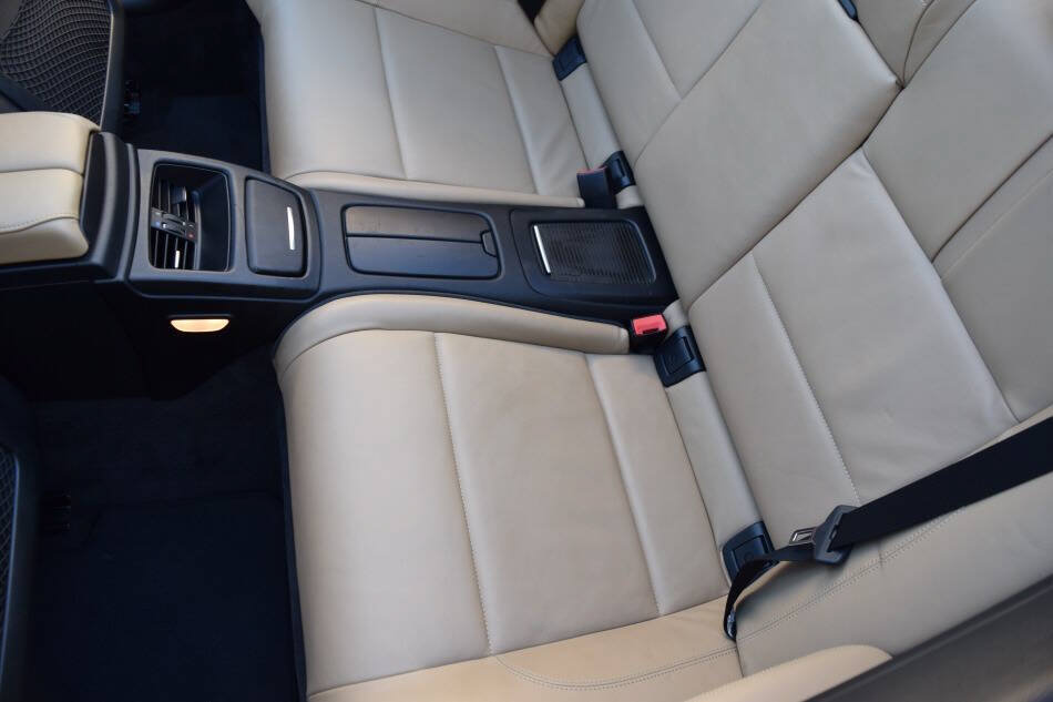 Used 2011 BMW M3 Convertible RWD image 61