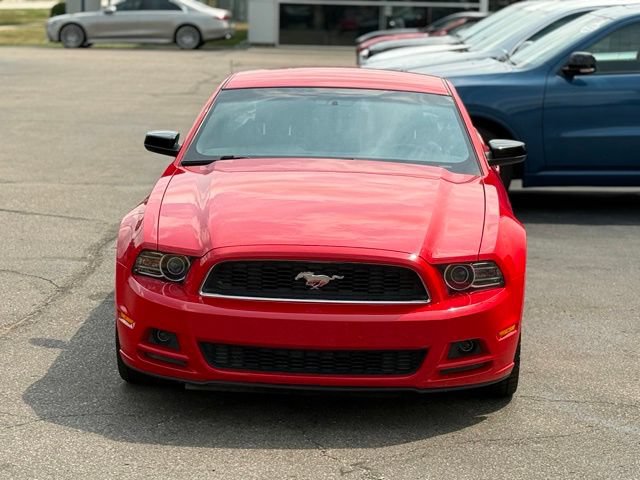 Used 2014 Ford Mustang Coupe w/ V6 Performance Package RWD image 28