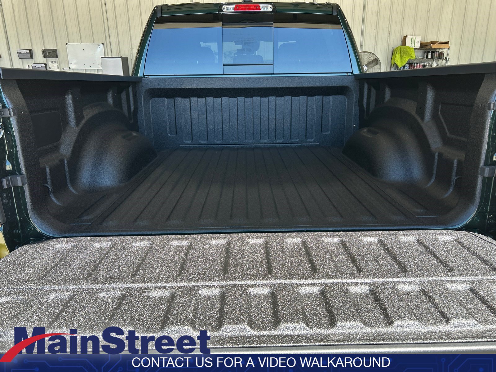 Used 2026 RAM 1500 Express AWD/4WD image 24