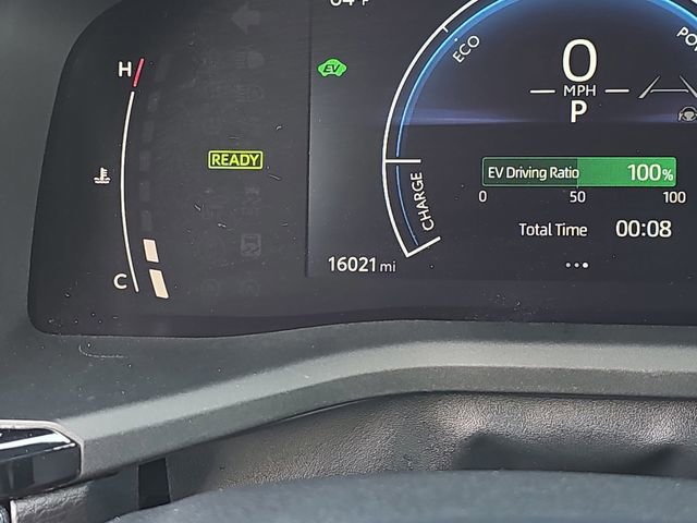 Used 2025 Toyota Camry SE image 22