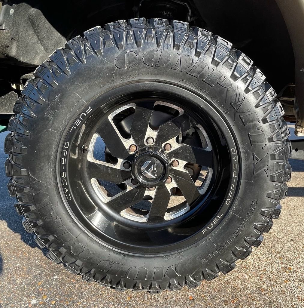 Used 2015 Ford F250 Platinum w/ FX4 Off-Road Package AWD/4WD image 15