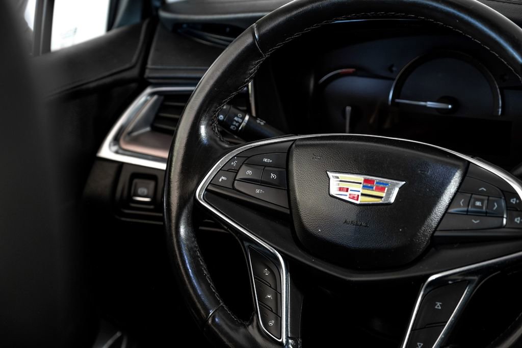 Used 2019 Cadillac XT5 Premium Luxury image 14