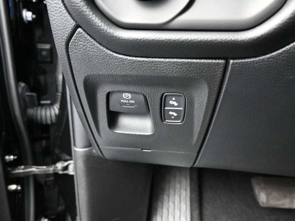 Used 2026 RAM 1500 Laramie w/ Night Edition image 36