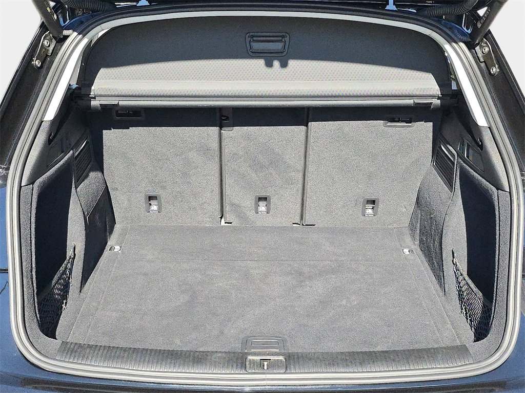 Used 2023 Audi Q5 2.0T Premium w/ Convenience Package image 14