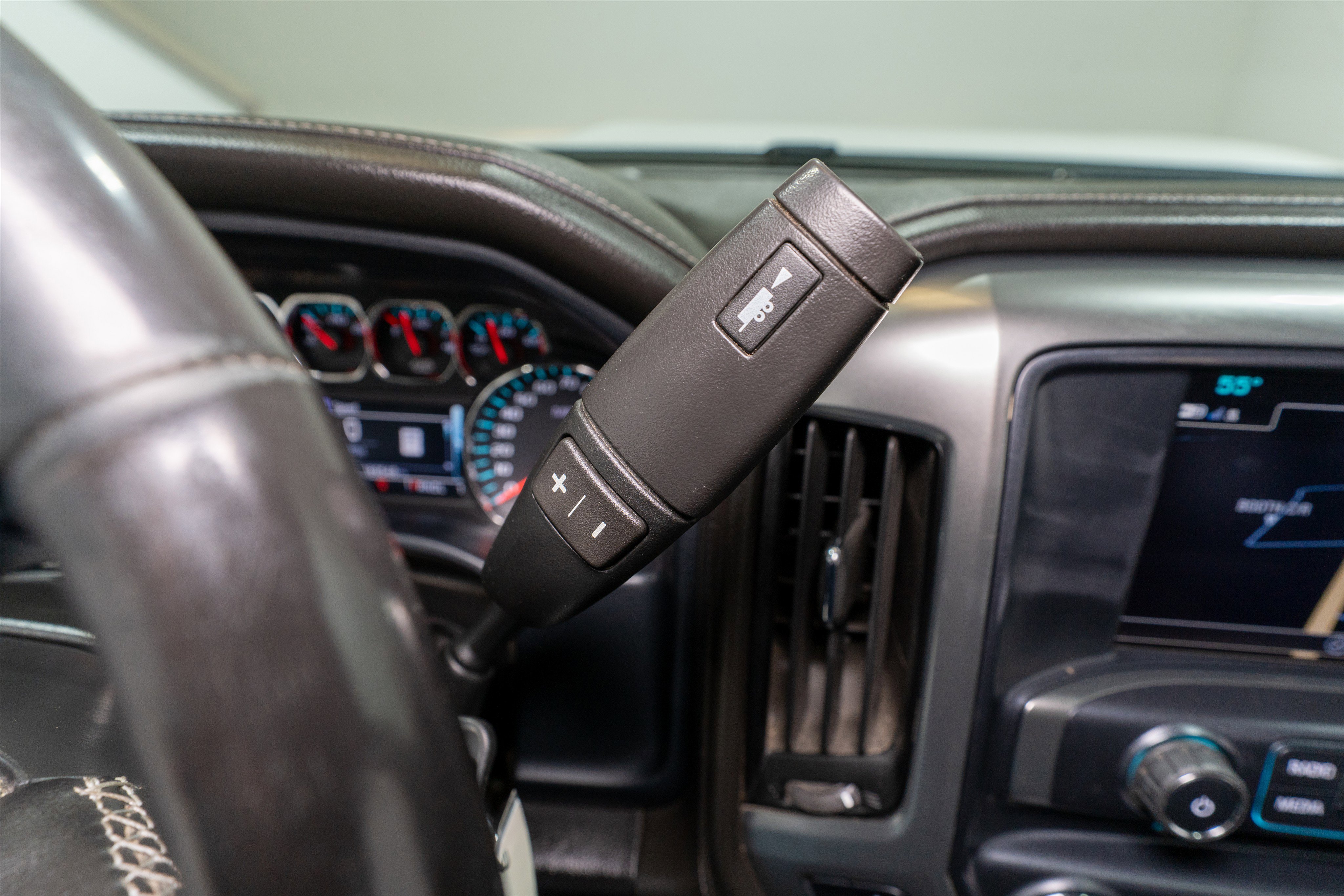 Used 2018 Chevrolet Silverado 2500 LTZ w/ Duramax Plus Package image 31