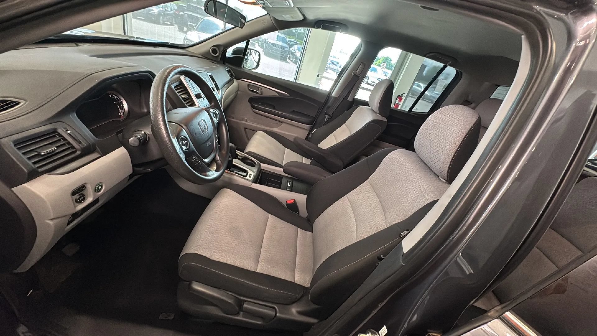 Used 2017 Honda Ridgeline RTS image 27