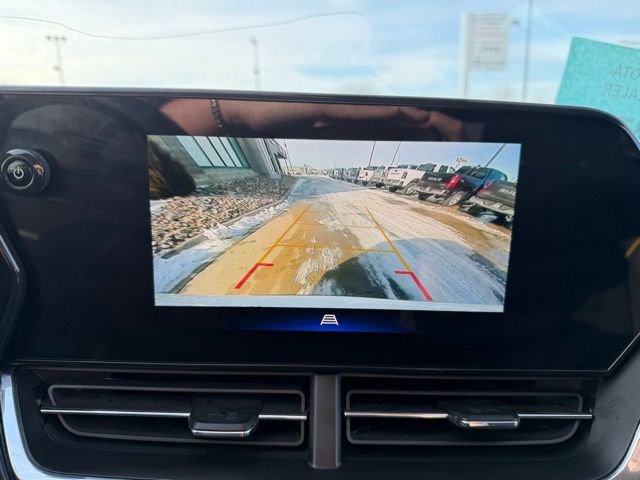 Used 2025 Chevrolet Trax ACTIV w/ Driver Confidence Package image 20