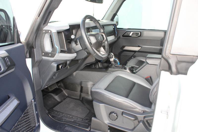 Used 2023 Ford Bronco Black Diamond image 10