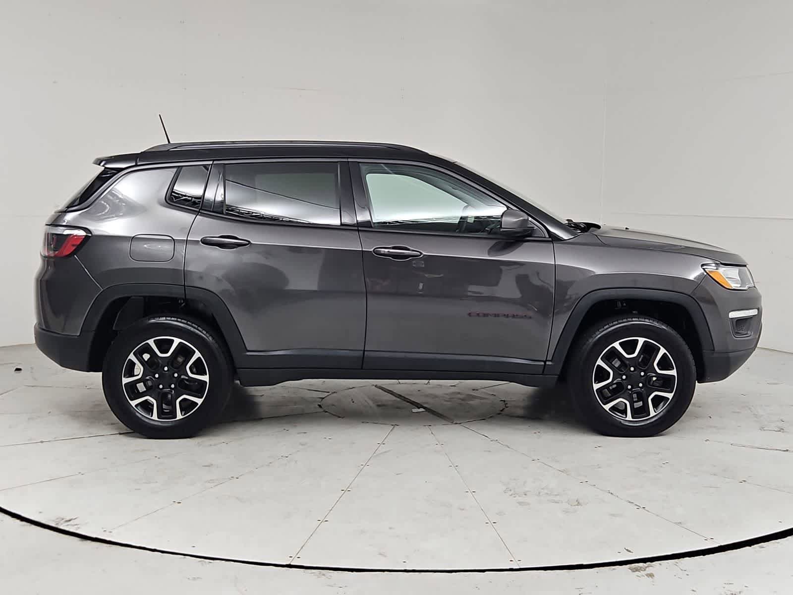 Used 2021 Jeep Compass Trailhawk AWD/4WD image 7