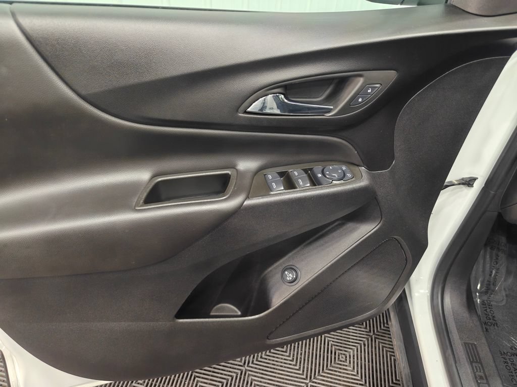 Used 2024 Chevrolet Equinox LT FWD image 40