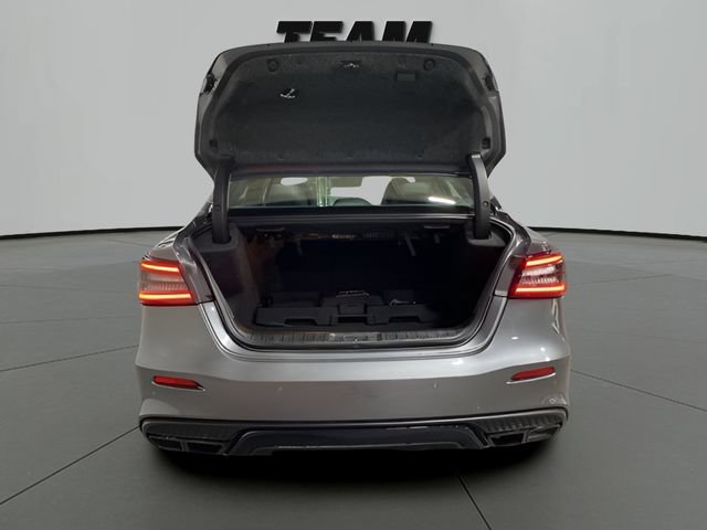 Certified 2023 Nissan Maxima SR w/ Sport Mat Group FWD image 5