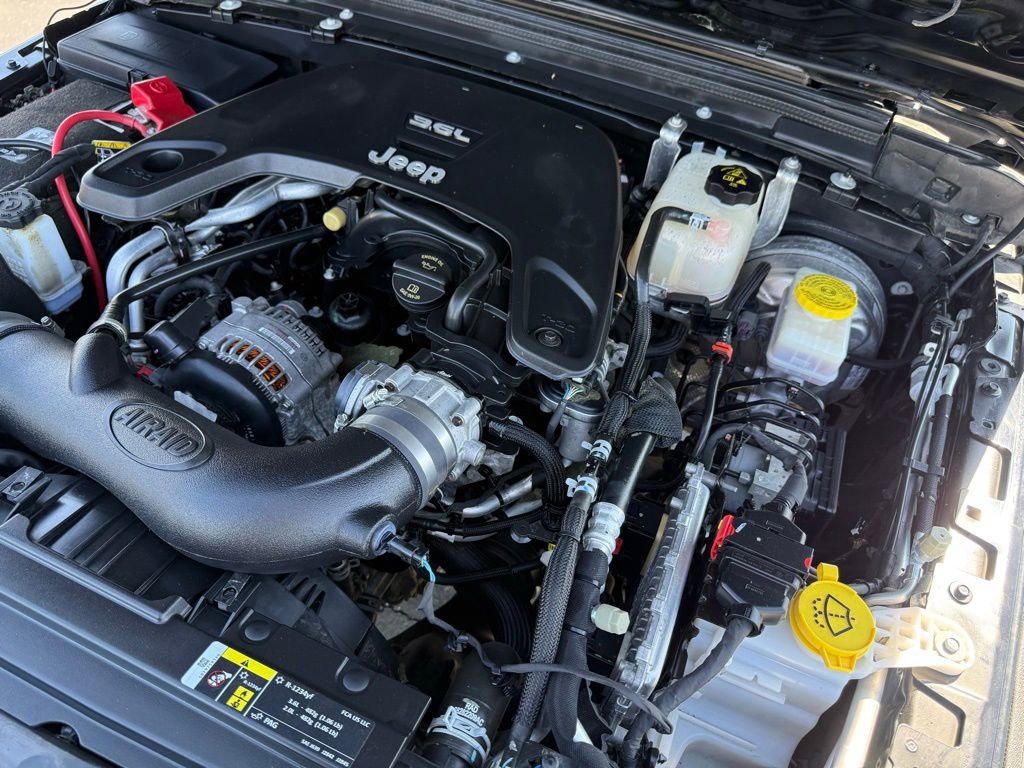 Used 2020 Jeep Wrangler Unlimited Rubicon w/ Steel Bumper Group AWD/4WD image 11