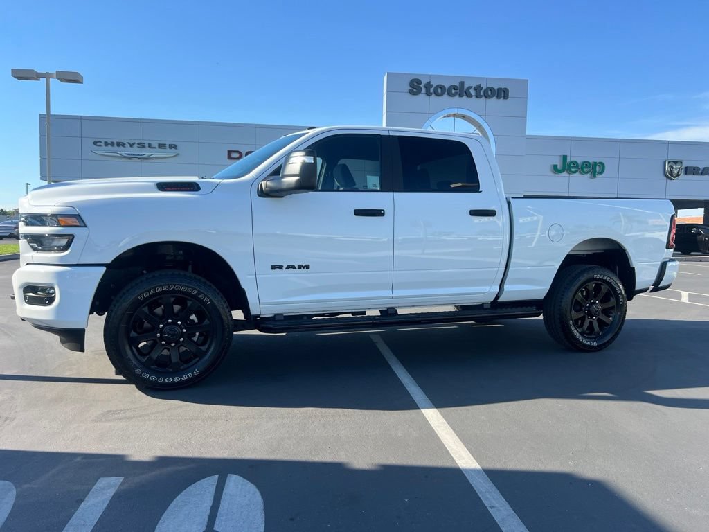 Used 2025 RAM 2500 Big Horn AWD/4WD image 1