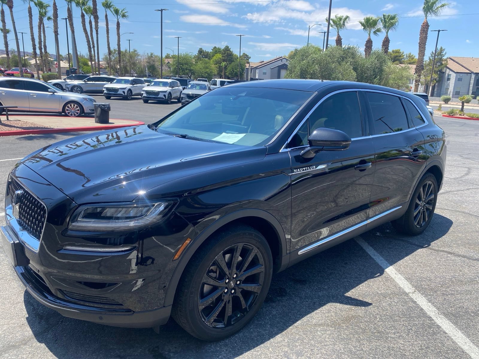 Used 2022 Lincoln Nautilus Reserve AWD/4WD image 1