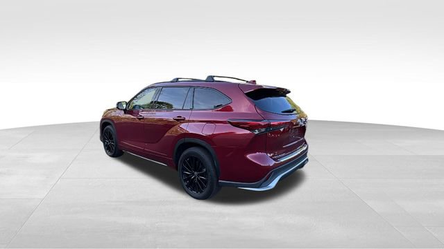 Used 2023 Toyota Highlander XSE AWD/4WD image 6