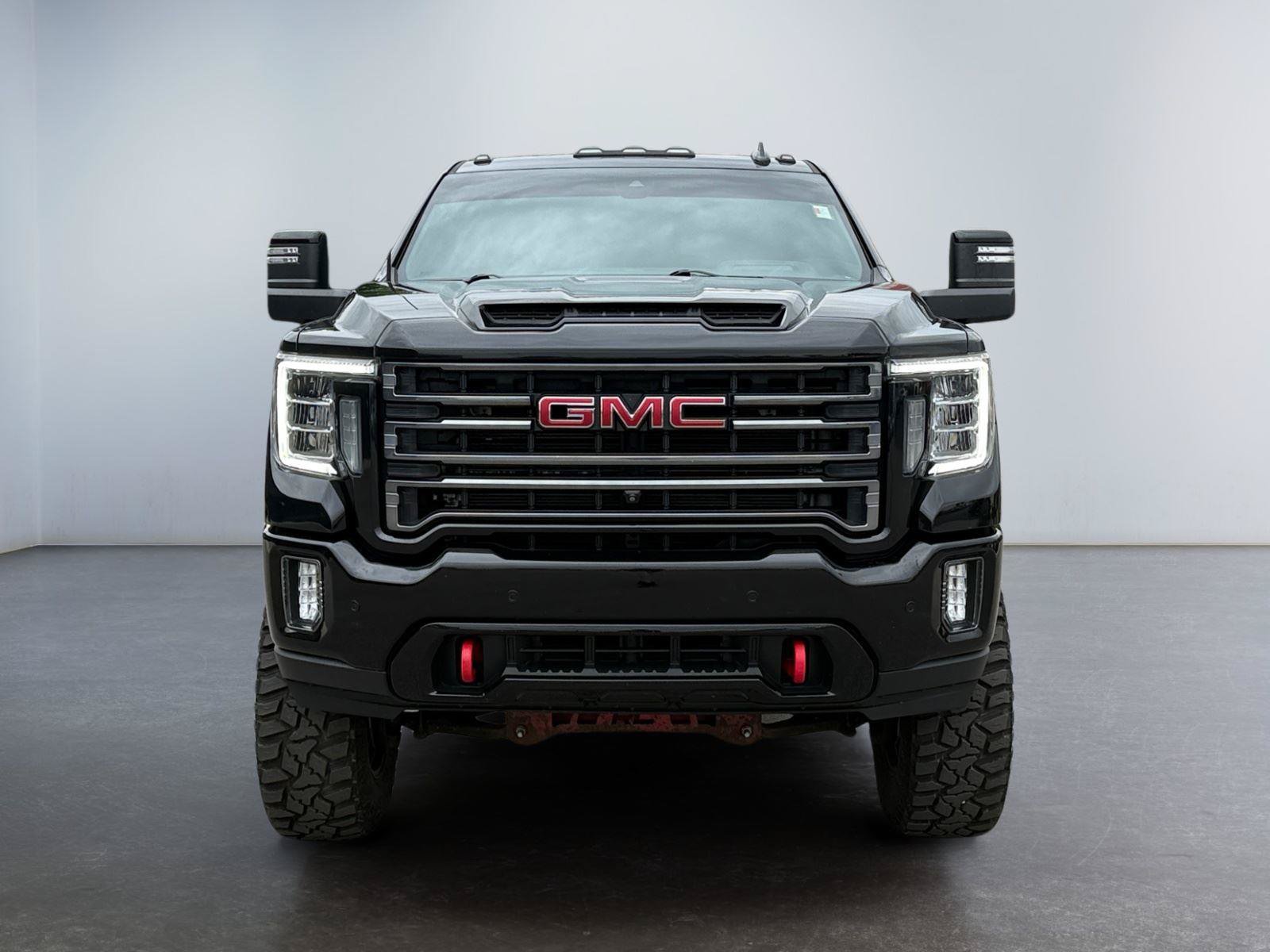 Used 2021 GMC Sierra 2500 AT4 w/ AT4 Premium Plus Package AWD/4WD image 8