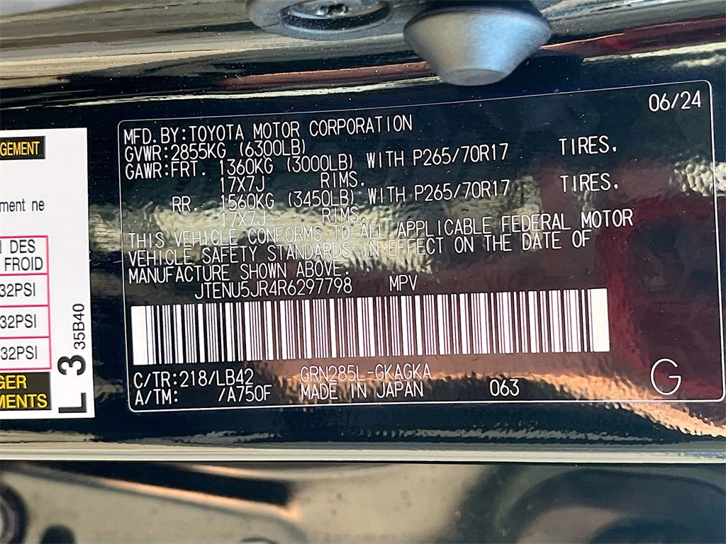 Used 2024 Toyota 4Runner SR5 Premium image 32