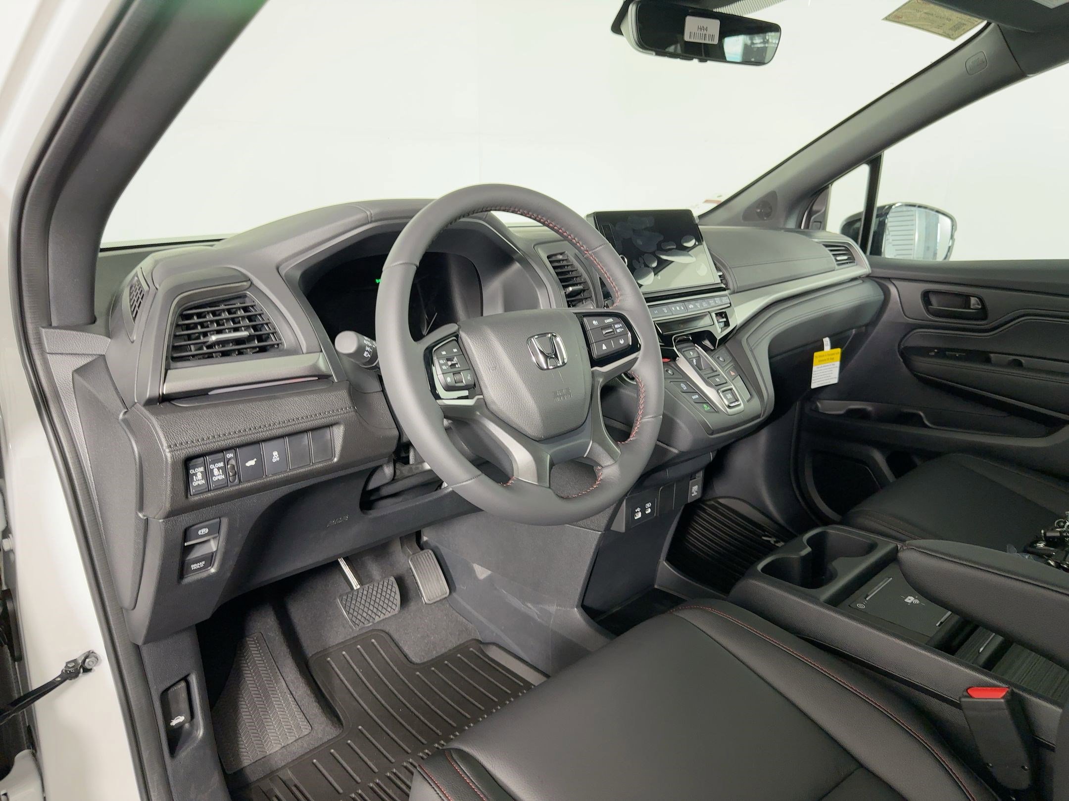 New 2026 Honda Odyssey Sport-L image 4