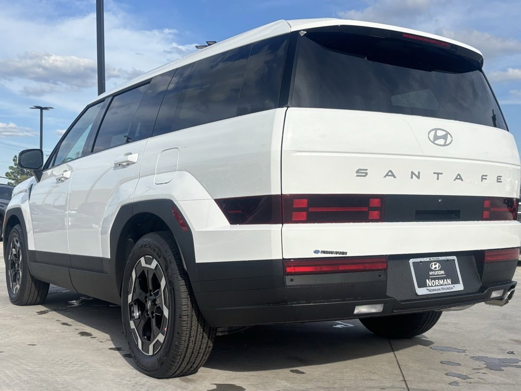 New 2026 Hyundai Santa Fe SE image 3