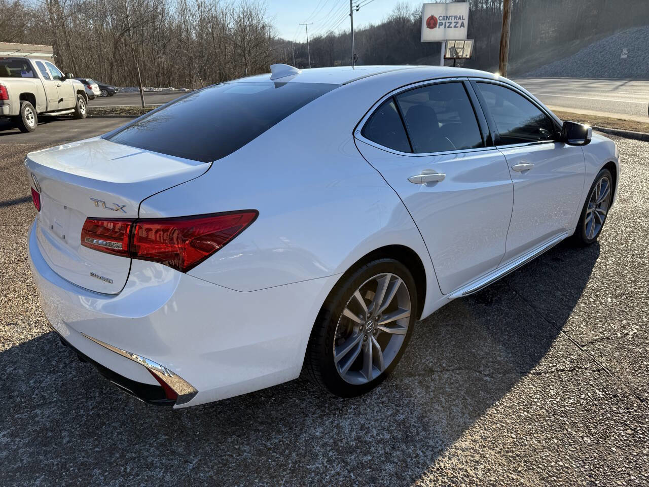 Used 2020 Acura TLX image 5