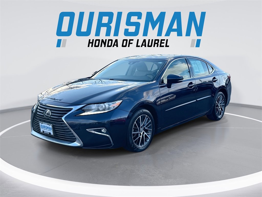 Used 2017 Lexus ES 350 w/ Navigation System Package