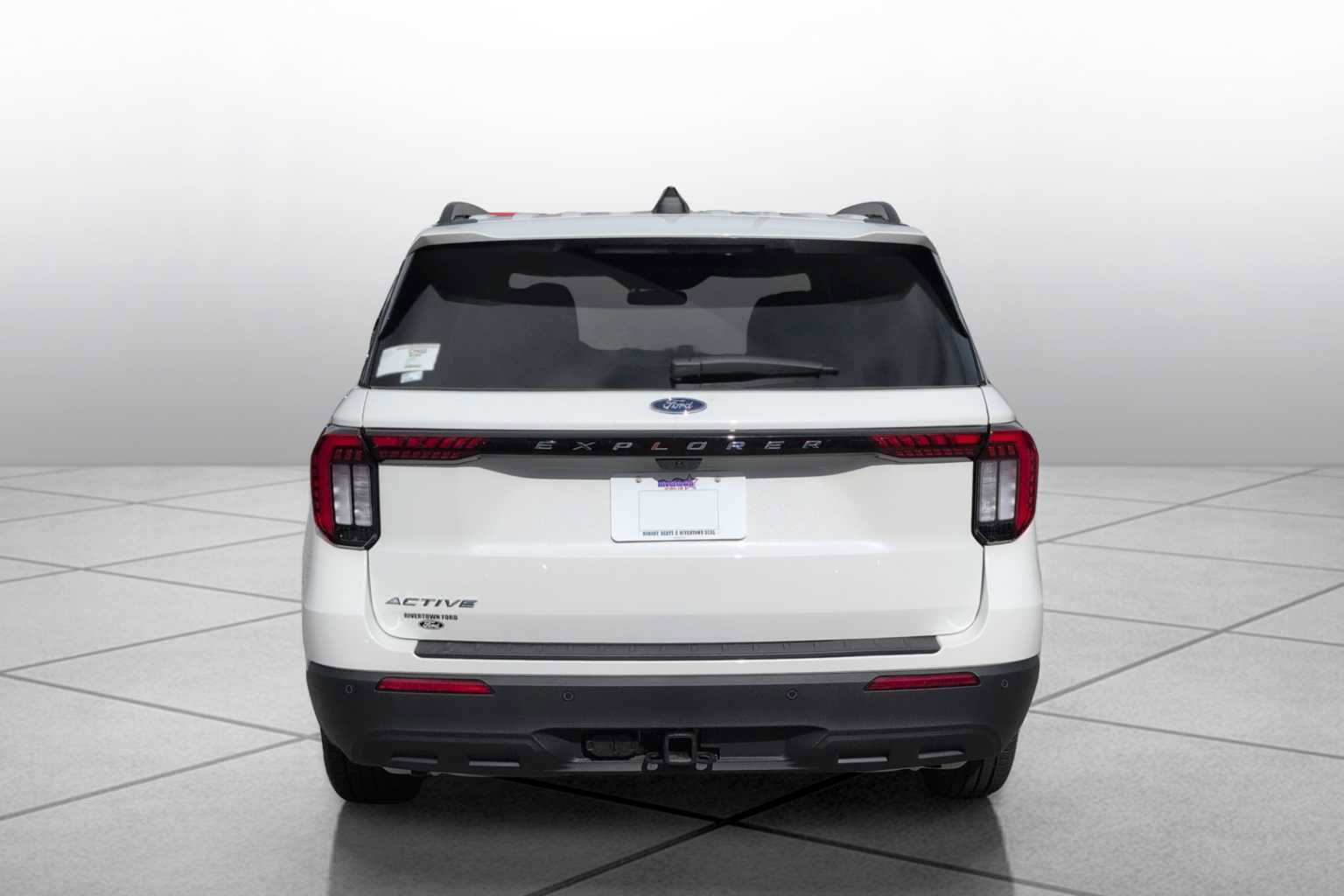 New 2025 Ford Explorer Active image 14