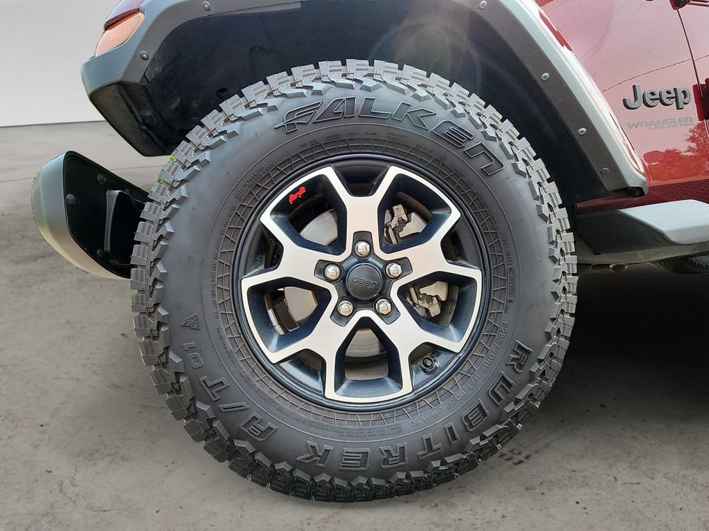 Used 2022 Jeep Wrangler Unlimited Sahara AWD/4WD image 9