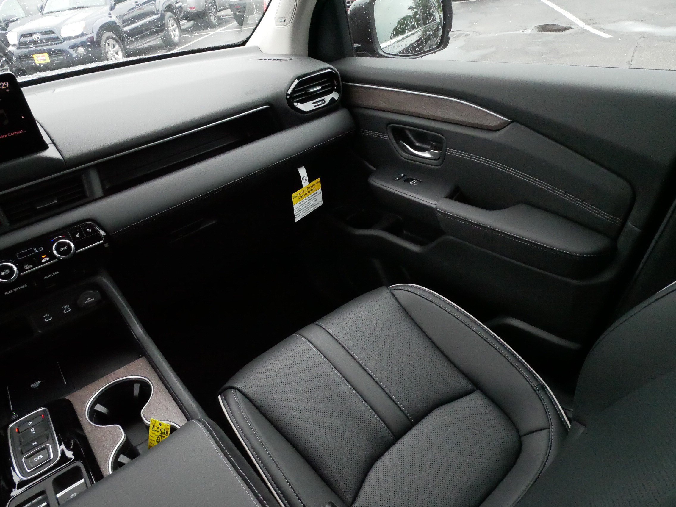 Used 2026 Honda Pilot Elite image 11