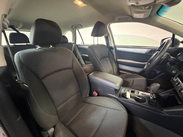 Used 2019 Subaru Outback 2.5i AWD/4WD image 9