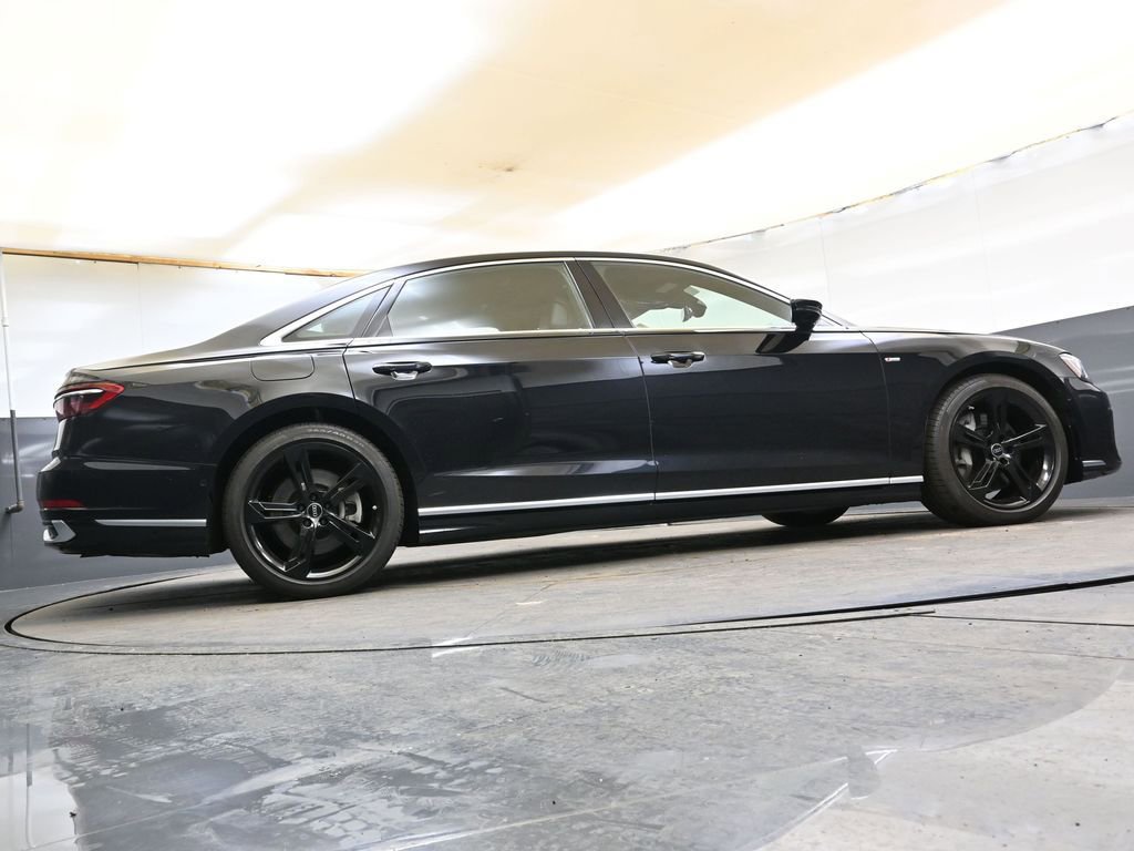 Certified 2025 Audi A8 L 3.0T image 43