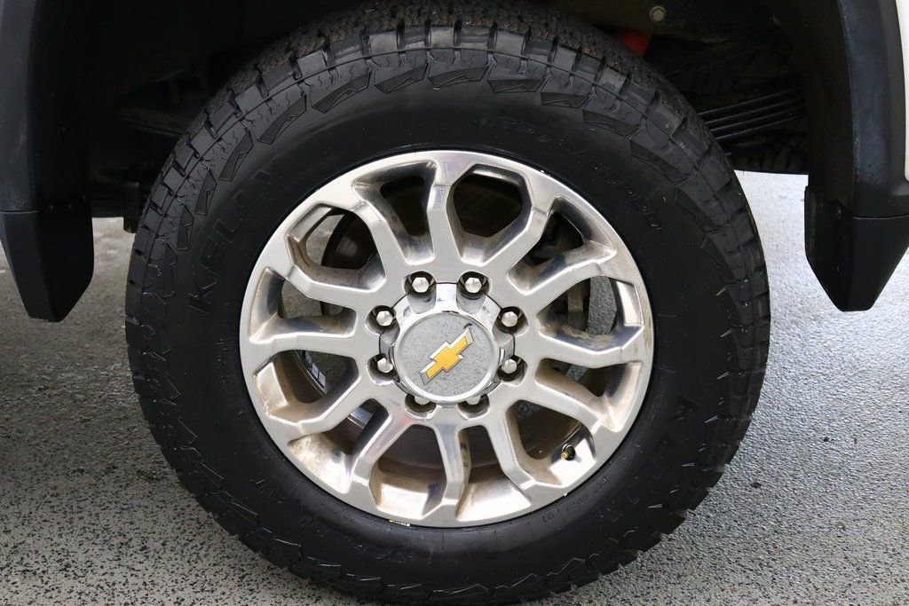 Used 2024 Chevrolet Silverado 3500 LTZ w/ LTZ Plus Package image 8