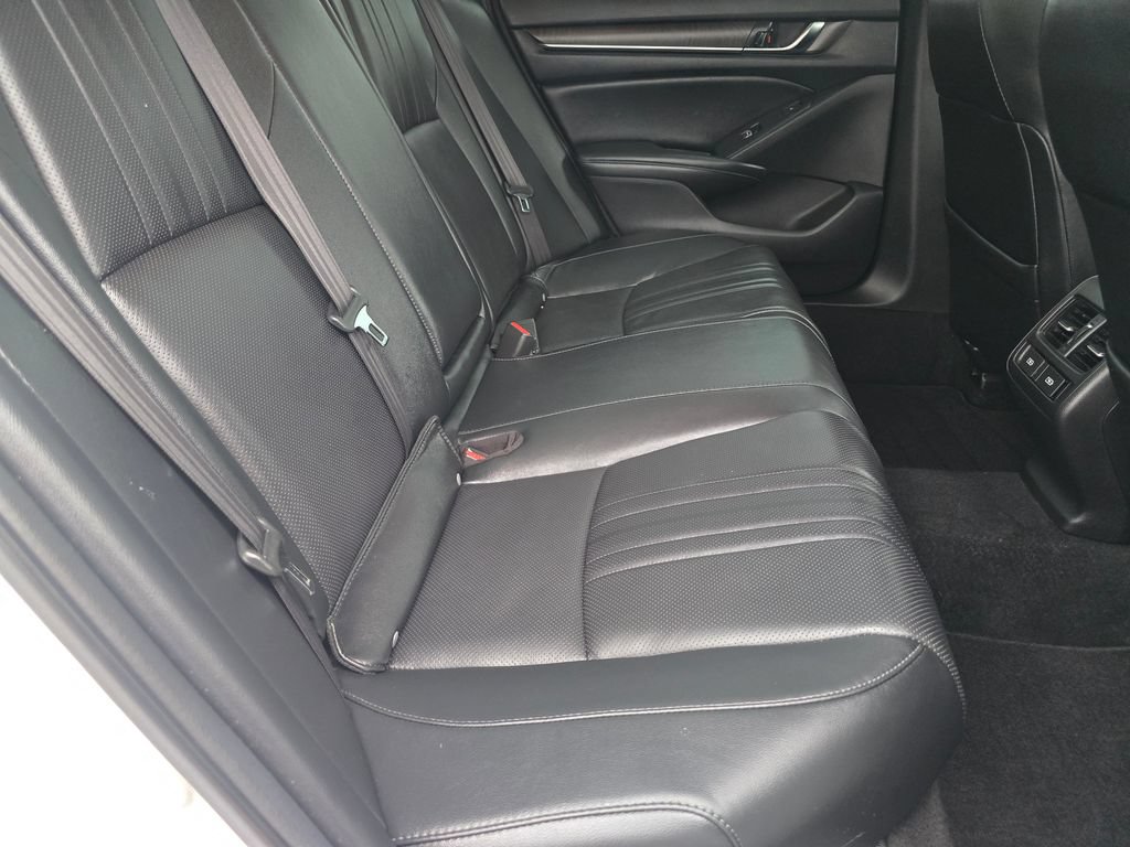 Used 2021 Honda Accord Touring image 13