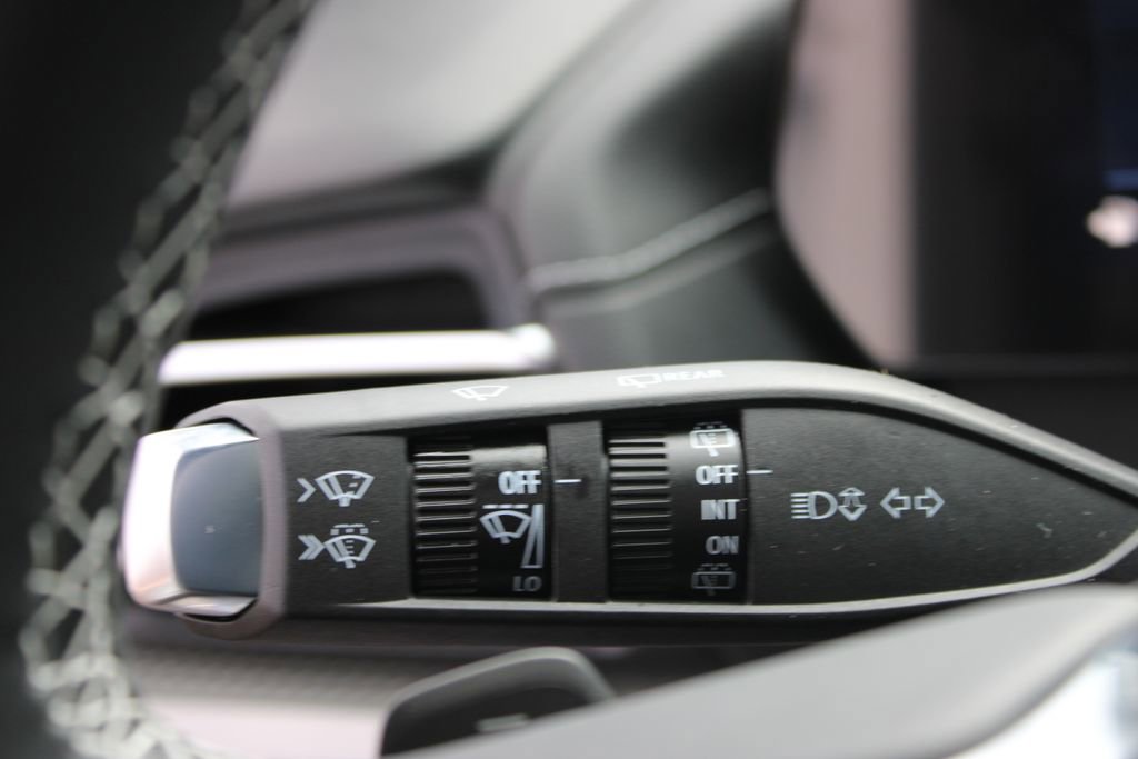 New 2026 Chevrolet Traverse LT w/ Sun and Wheel Package image 31