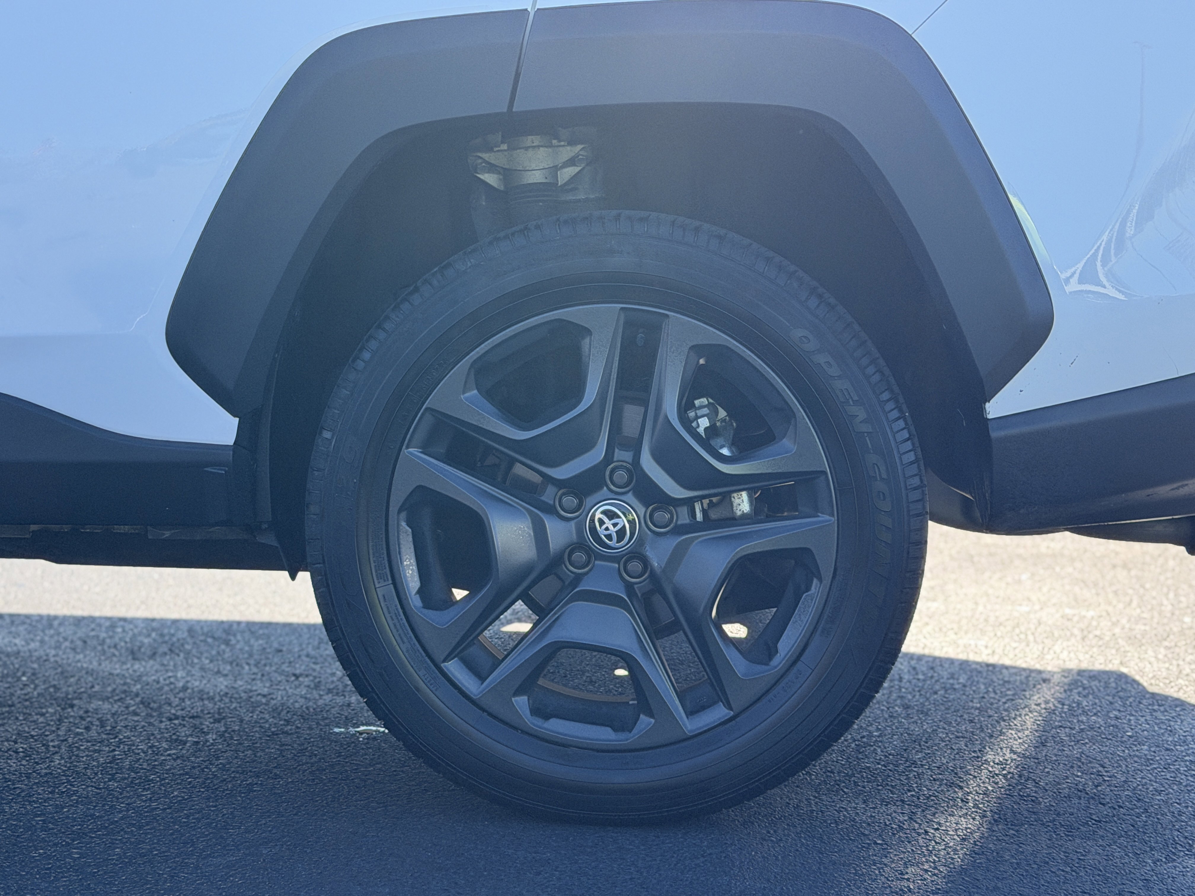 Used 2023 Toyota RAV4 Adventure image 8