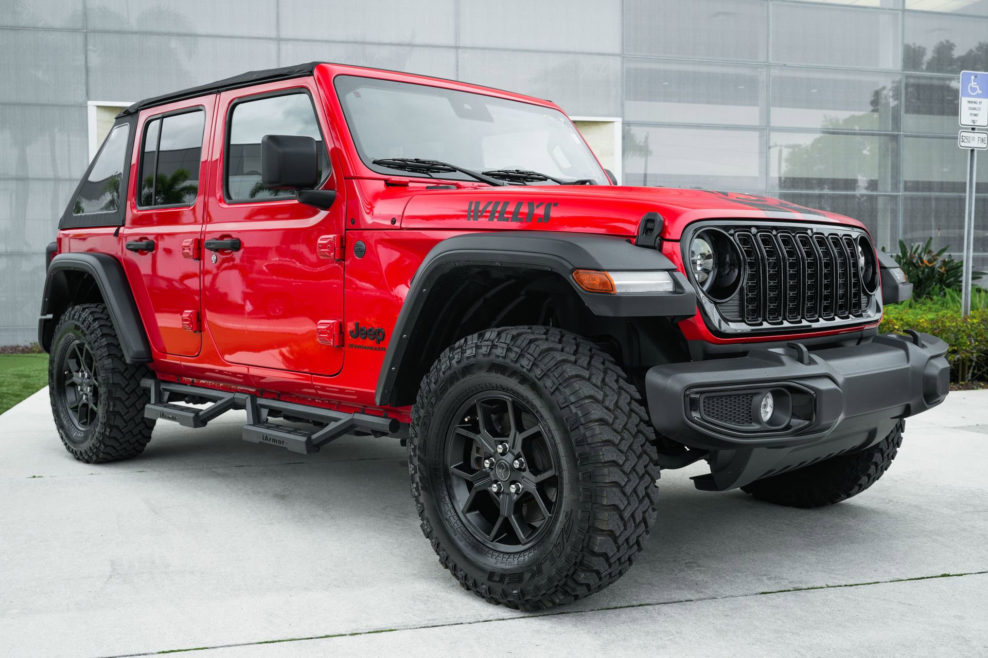 Used 2024 Jeep Wrangler Willys image 3