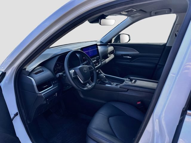 Used 2024 Toyota Grand Highlander AWD image 9