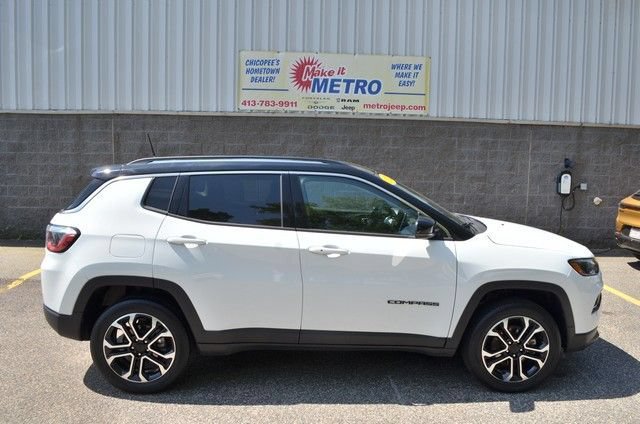 Used 2022 Jeep Compass Limited AWD/4WD image 9