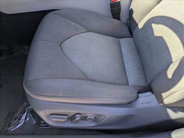 Used 2019 Toyota Camry LE image 12