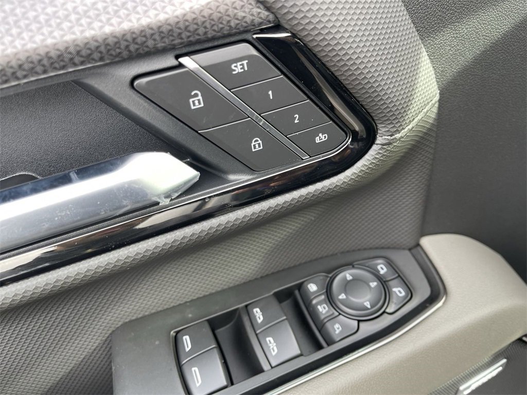 New 2026 Chevrolet Silverado 2500 ZR2 w/ LPO, Dark Essentials Package image 13