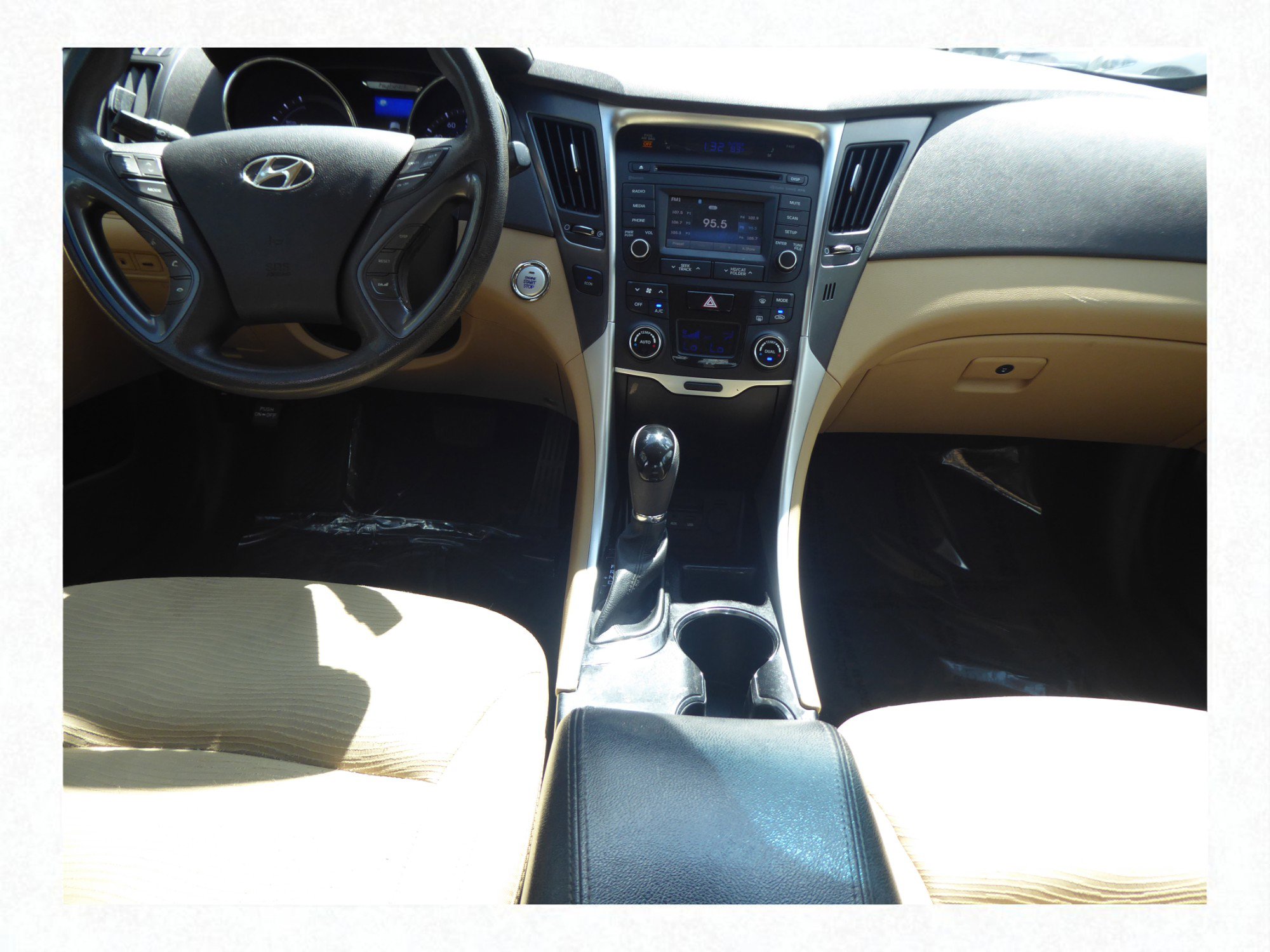 Used 2015 Hyundai Sonata Hybrid image 13