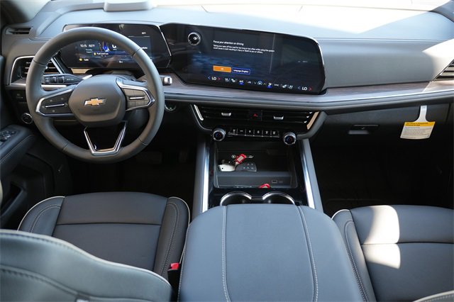 New 2025 Chevrolet Tahoe Premier image 2